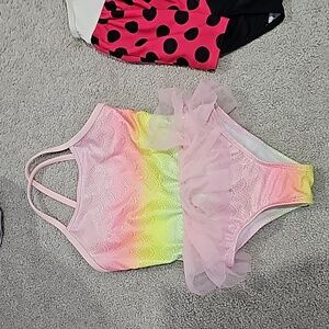 2 girls one piece swim suit